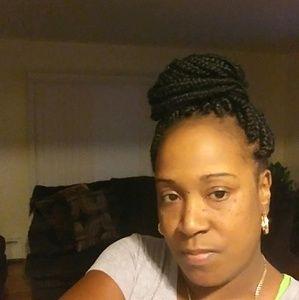 Meet your Posher, Lacy